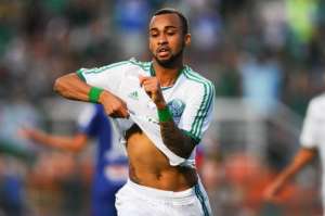 Wesley se esquiva e diz que quer ficar no Palmeiras