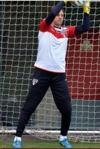 Com Under Armor, São Paulo ultrapassa Corinthians e se iguala ao Flamengo