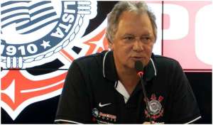 Paulistão: Ilmar diz que Tite precisa fazer time campeão de tudo em 2015