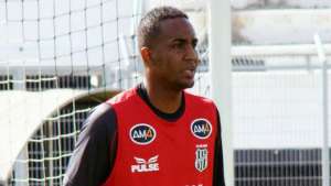 Paulistão: Ituano contrata zagueiro Leonardo, campeão brasileiro com o Santos
