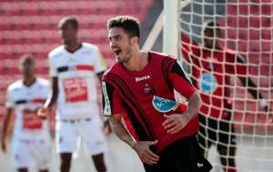 XV de Piracicaba acerta com Airton, campeão Paulista pelo Ituano