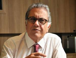 Presidente do São Paulo, Carlos Miguel Aidar, confirma que sua namorada recebe comissão em contratos