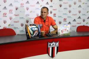 Botafogo cobra Doriva, mas também roubou técnico da Ferroviária sem pagar multa em 2014
