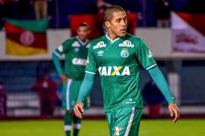 Paulistão: Ponte Preta acerta com Dedé, ex-volante de Chapecoense e Santa Cruz