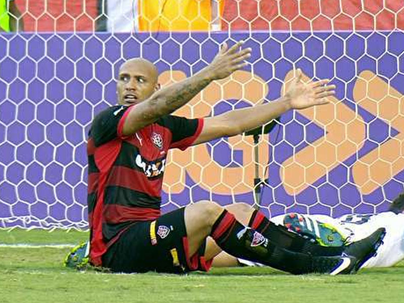 Rebaixamentos de Vitória e Bahia foram emblemáticos para péssimo ano do Nordeste