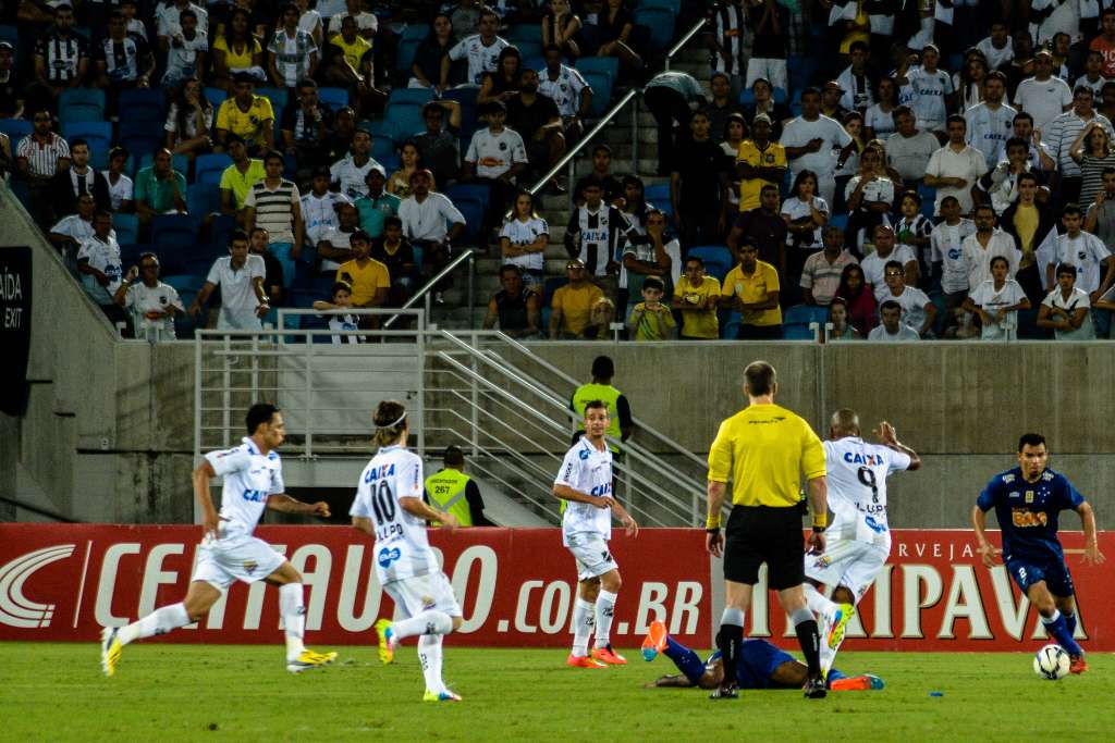 Campanhas de ABC e América-RN na Copa do Brasil foram um dos poucos pontos positivos do futebol nordestino em 2014
