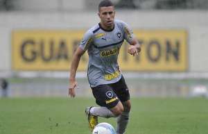 Palmeiras aguarda aval de médico para anunciar Daniel e Gabriel também está próximo