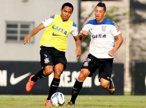 Paulistão: Às vésperas da reapresentação, Corinthians ainda espera proposta por Ralf