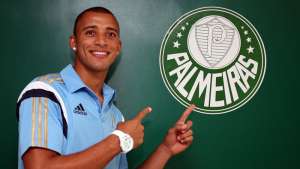 Paulistão: Vitor Hugo chega ao Palmeiras e projeta se igualar a 'São Marcos'