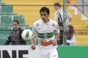Coritiba reclama de descaso do Palmeiras na negociação de Robinho