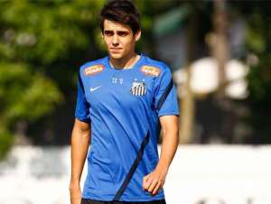 ​Paulistão: Léo Cittadini espera recuperar espaço no Santos em 2015