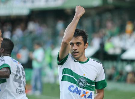 Robinho é o novo reforço do Palmeiras