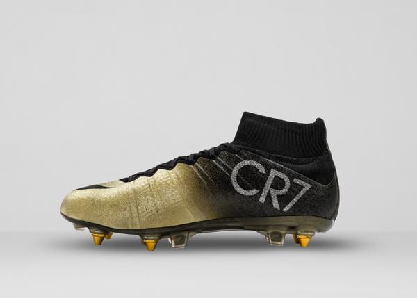 Nike lança Mercurial CR7 Rare Gold  para premiar Cristiano Ronaldo pela conquista da Bola de Ouro 