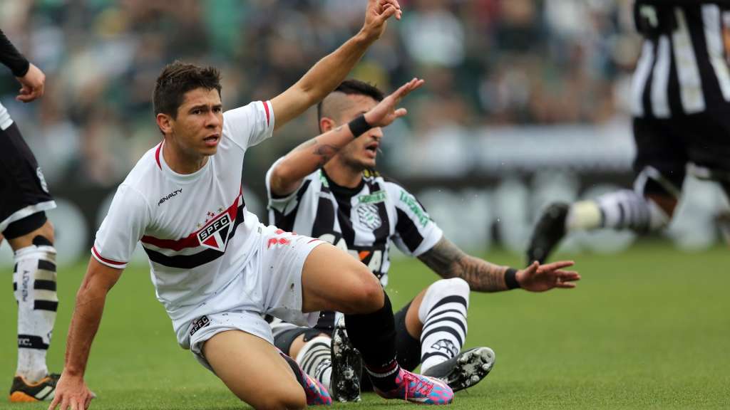 Osvaldo deve deixar o São Paulo nos próximos dias