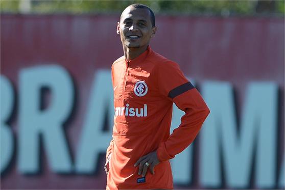 O Palmeiras não para de contratar. Alan Patrick é o mais novo reforço do Verdão para 2015