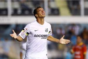 Paulistão: Damião fica sem receber mesmo depois de o Santos quitar salários