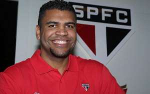 Paulistão: Breno esquece passado e promete volta do 'monstro' no São Paulo