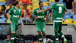 Vasco acerta com Bruno Silva e aguarda a Ponte Preta para fazer anúncio