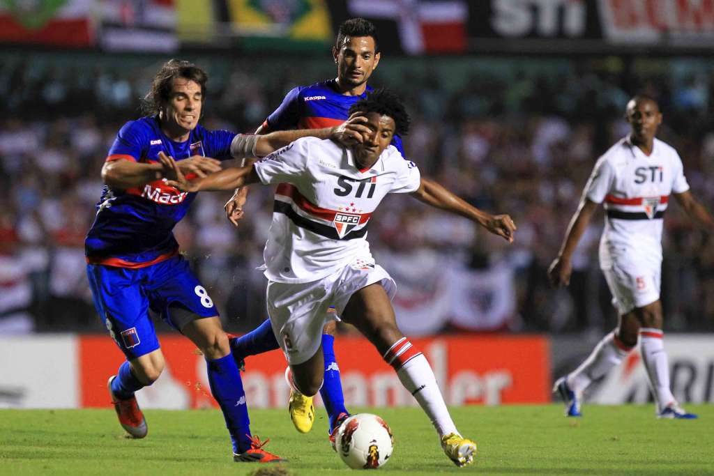 Cortez teve um bom desempenho em sua primeira temporada pelo São Paulo, mas depois caiu de produção e passou a ser emprestado
