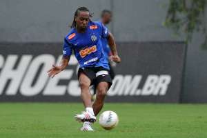 Arouca tenta antecipar saída do Santos, mas Justiça nega outro pedido