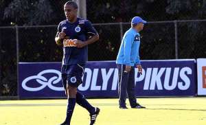 Borges? Wellington Paulista? Dirigente da Ponte Preta praticamente descarta camisas 9 caros