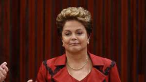 Governo cria grupo para planejar mudanças na gestão do futebol