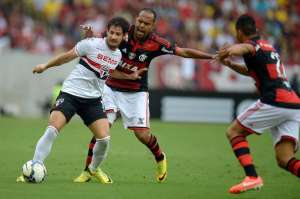 Substituto de Muricy, Milton Cruz vê São Paulo no caminho certo