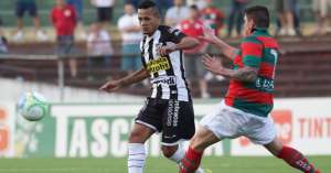 Ex-meia de São Paulo e Grêmio, Souza, perde voo e não deve reforçar o Marília no Paulistão
