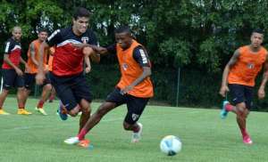 Paulistão: Com 'alegria nas pernas', Cafu ganha espaço no São Paulo
