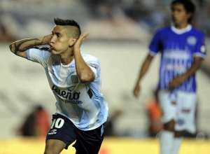 São Paulo se acerta com o Racing e contrata atacante Centurión