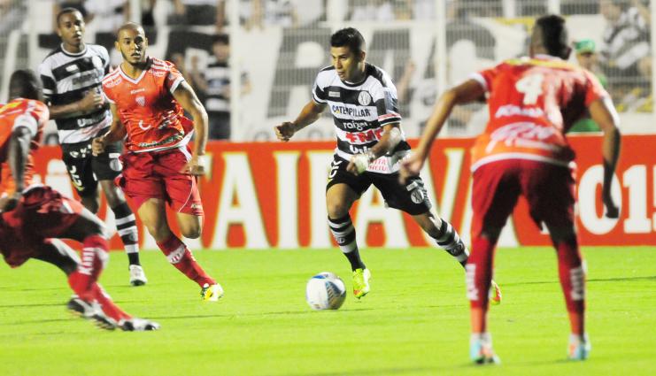 XV, de Roque Junior, caiu na armadilha do Mogi Mirim e poderia ter perdido por mais gols de diferença - Del Rodrigues/Gazeta de Piracicaba