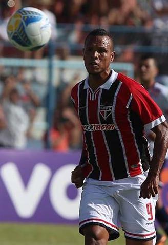Luis Fabiano marcou seu gol 200 e espera superar Serginho Chulapa, com 242 gols - Foto: São Paulo - Oficial