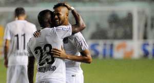 Paulistão: Com dois gols, Geuvânio comemora estreia com o 'pé esquerdo' no Santos