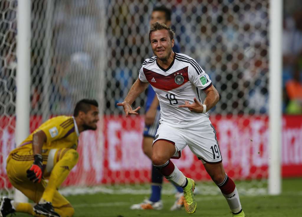 A grande final da Copa do Mundo entre Alemanha e Argentina foi para a prorrogação no Maracanã