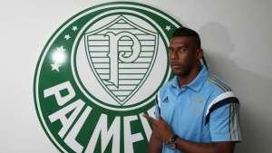 Paulistão: Aranha e Amaral são as novidades em treino do Palmeiras