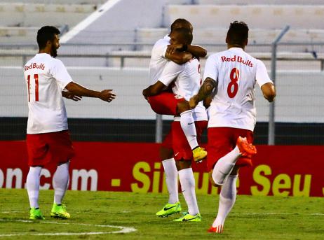 Red Bull deve dar trabalho ao Santos - Uéber Rosário