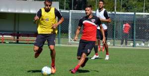 Paulistão: Centurión e Dória treinam no São Paulo; Souza e Breno voltam