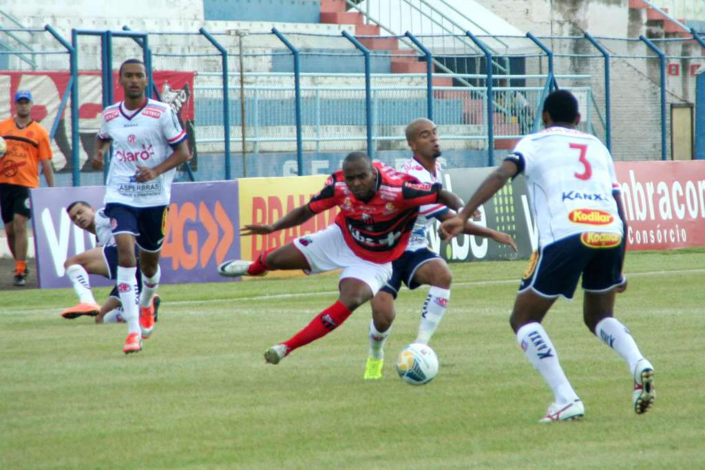 Penapolense tenta a primeira vitória no Paulistão