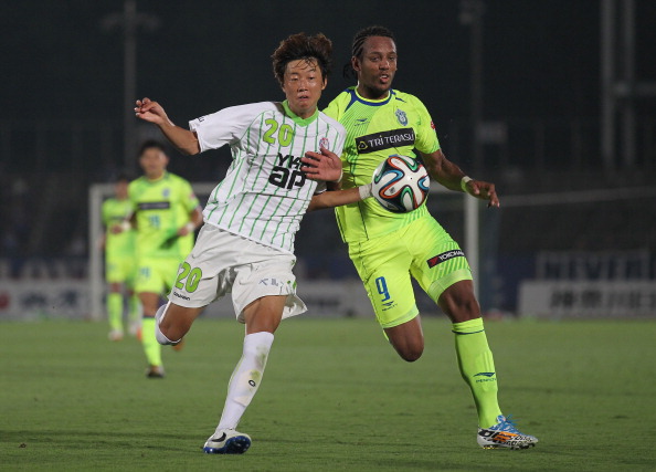 Wellington Tanque marcou 20 gols na última J-League 2 pelo Shonan Bellmare