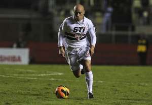 Paulistão: São Paulo rescinde contrato com argentino Clemente Rodríguez