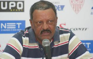 Experiente, José Carlos Serrão está com saudade do futebol e quer trabalhar 2 0002050058448 img