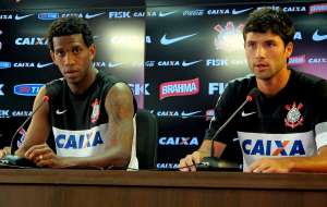 Paulistão: Gil prefere fazer história no Corinthians a voltar para a Europa