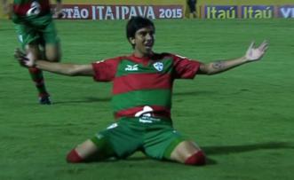 Guilherme Almeida jogou bem, marcou um gol impedido e foi heroi da Portuguesa em Bragança
