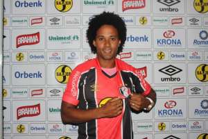 Catarinense: Joinville contrata atacante Kempes, ex-Portuguesa e América-MG