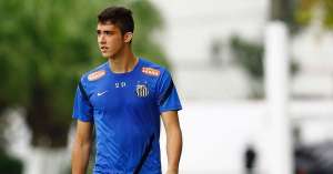 Paulistão: Gustavo Henrique volta e é testado no lugar do suspenso David Braz no Santos