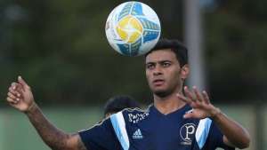 Cleiton Xavier enfim é regularizado e se aproxima de reestreia pelo Palmeiras