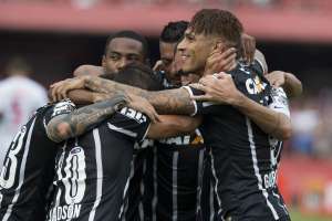 PAULISTÃO: Corinthians vence clássico com o São Paulo e está invicto agora só ao lado do Santos