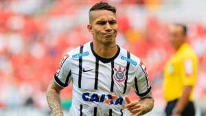 Suspenso, Guerrero fica fora da 1ª convocação de Gareca no Peru