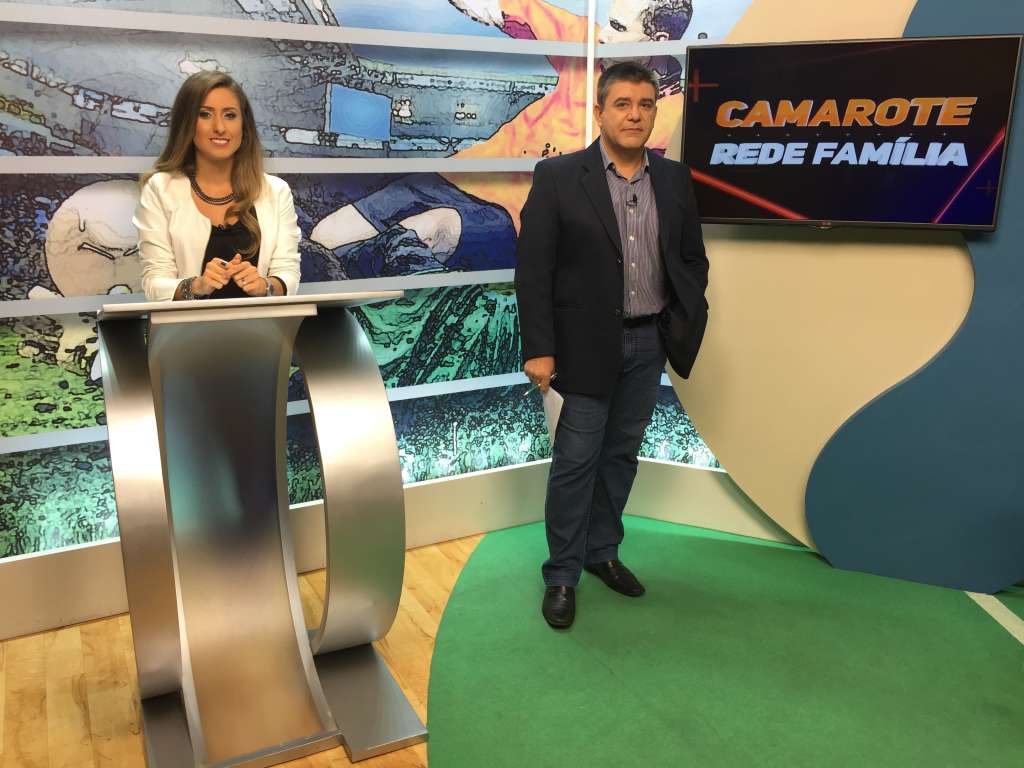 Ana Cecília e Guina Paiva comandaram o programa Camarote, da Rede Família