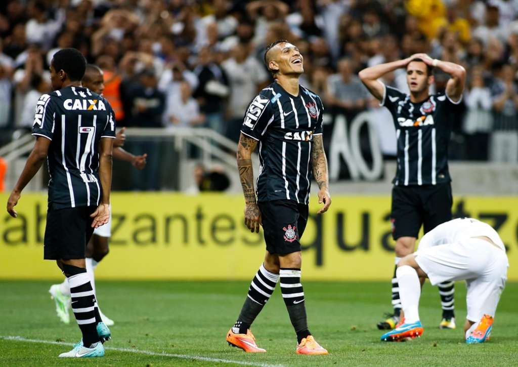O Corinthians será uma das equipes que jogarão no sábado às 22h
